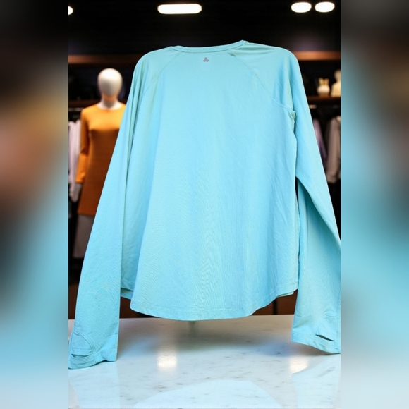 Tek Gear Adaptive Long Sleeve Performance TeeColor: River Moss, Size: LARG(EUC) - Picture 4 of 7